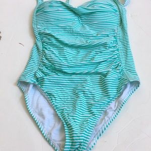 Ladies bond-eye Australia swimsuit 8 d/dd